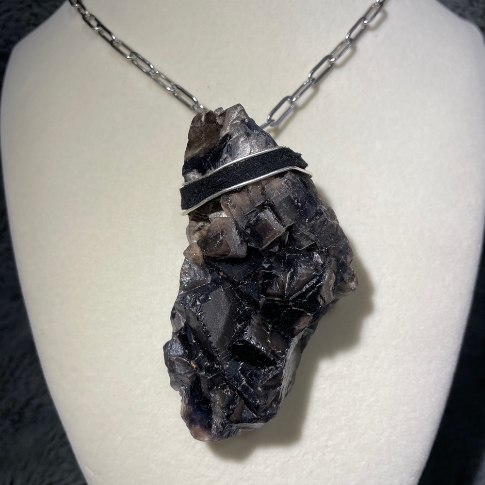 Raw black fluorite cube crystal necklace 3”x1” XL BILS- boho style - Picture 2 of 5